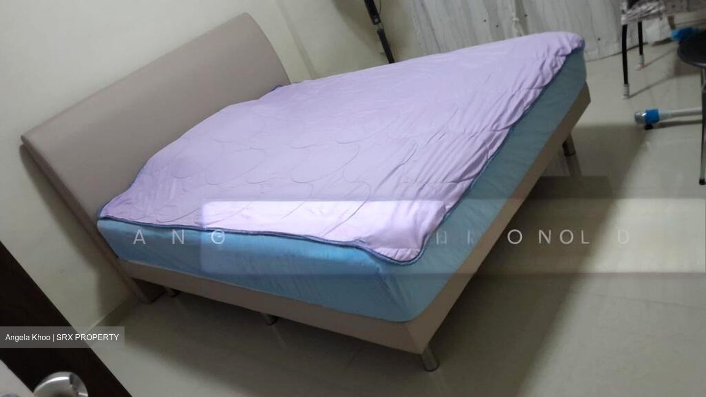 Blk 243 Jurong East Street 24 (Jurong East), HDB 3 Rooms #488773791